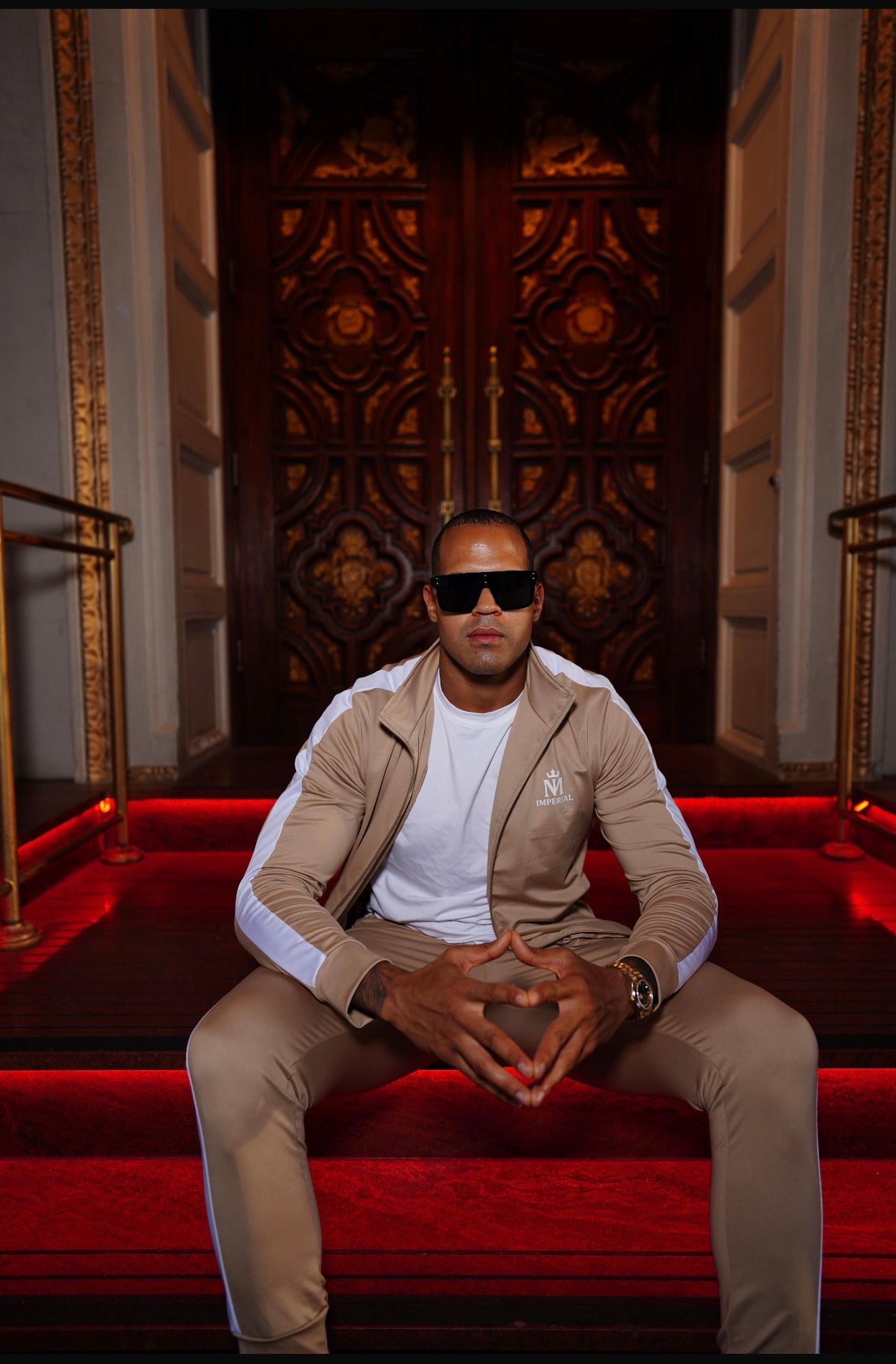 GOLD SET ( COMING SOON)